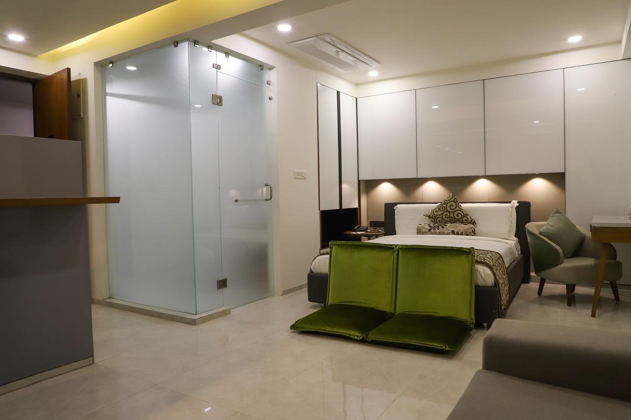 Ebony Residency Hotel Ahmedabad Exterior photo