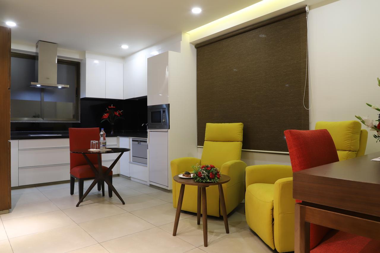 Ebony Residency Hotel Ahmedabad Exterior photo